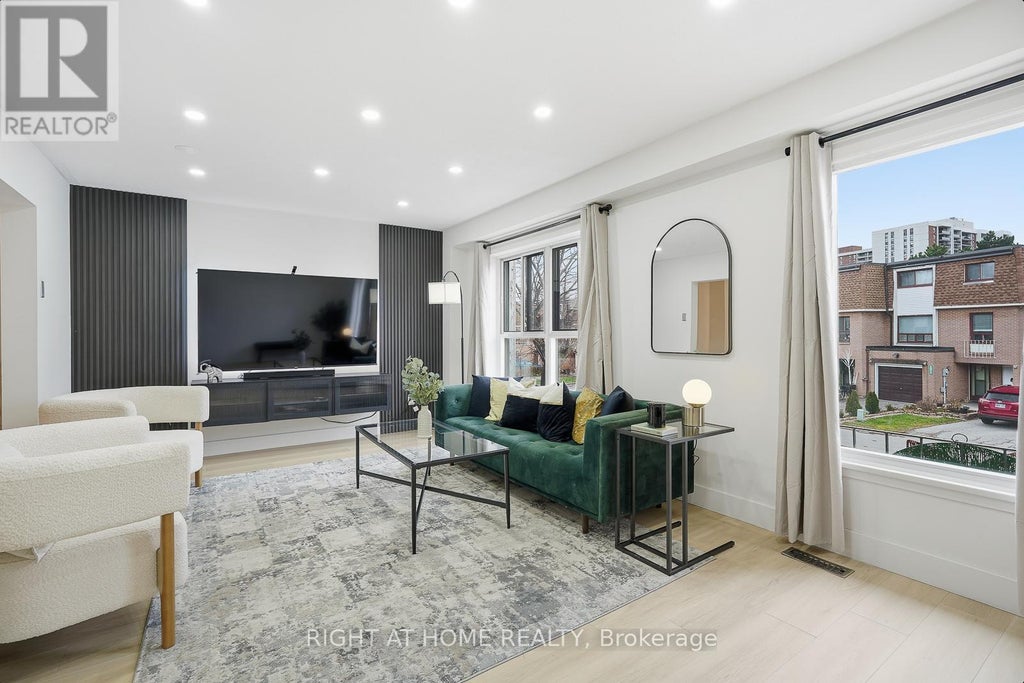 216 Fleetwood Crescent, Brampton (southgate)