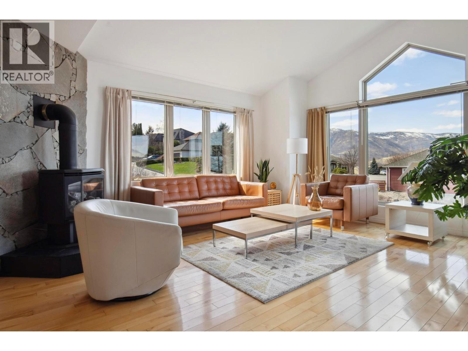 183 Magic Drive. Kelowna, British Columbia