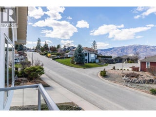 183 Magic Drive. Kelowna, British Columbia