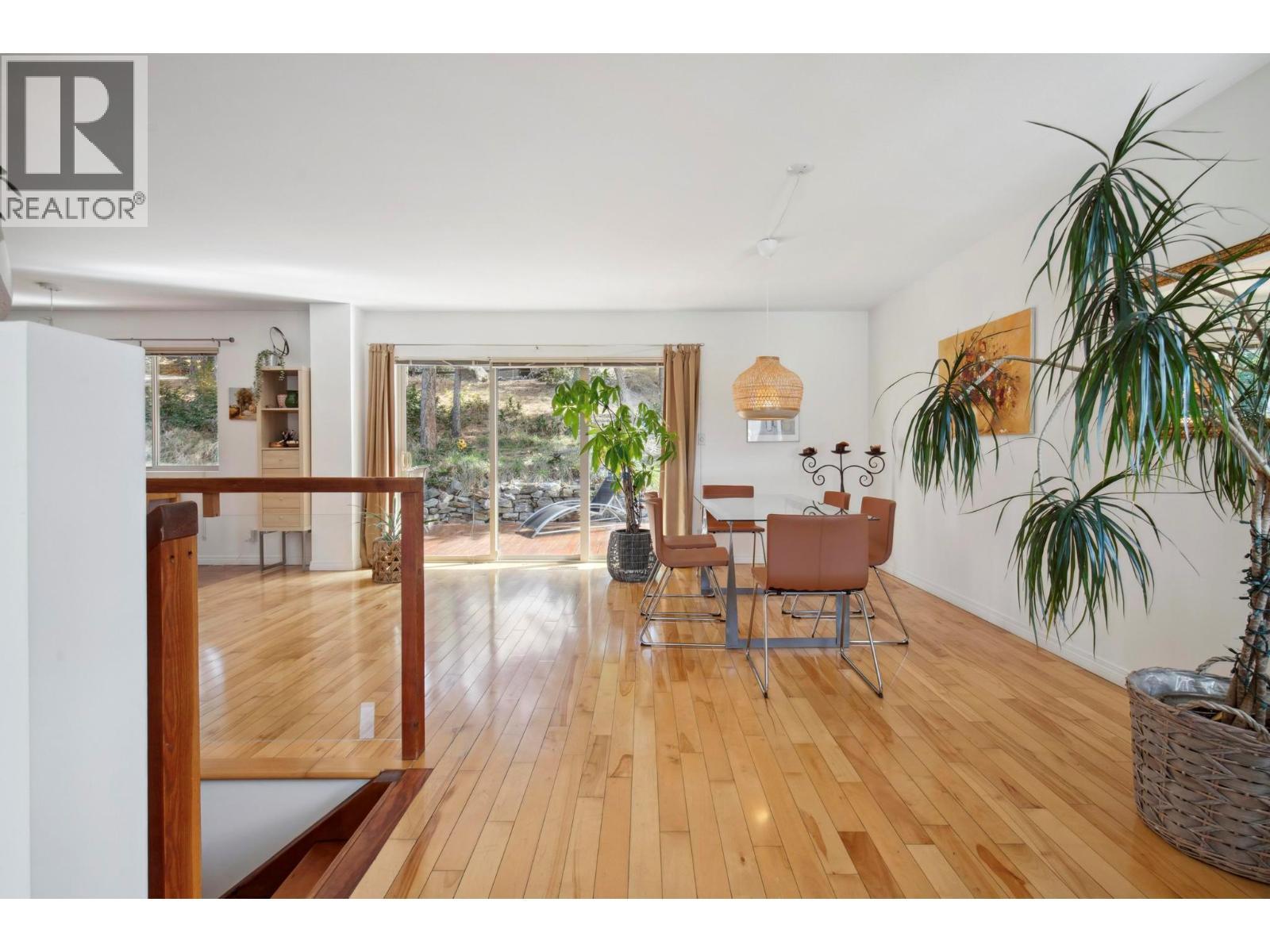 183 Magic Drive. Kelowna, British Columbia