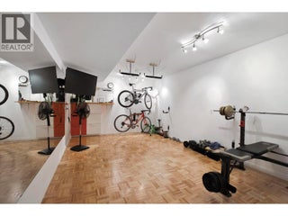 183 Magic Drive. Kelowna, British Columbia