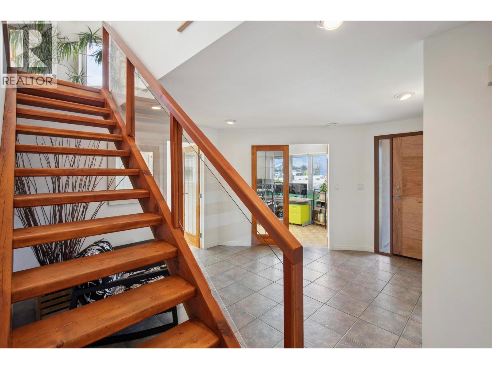 183 Magic Drive. Kelowna, British Columbia