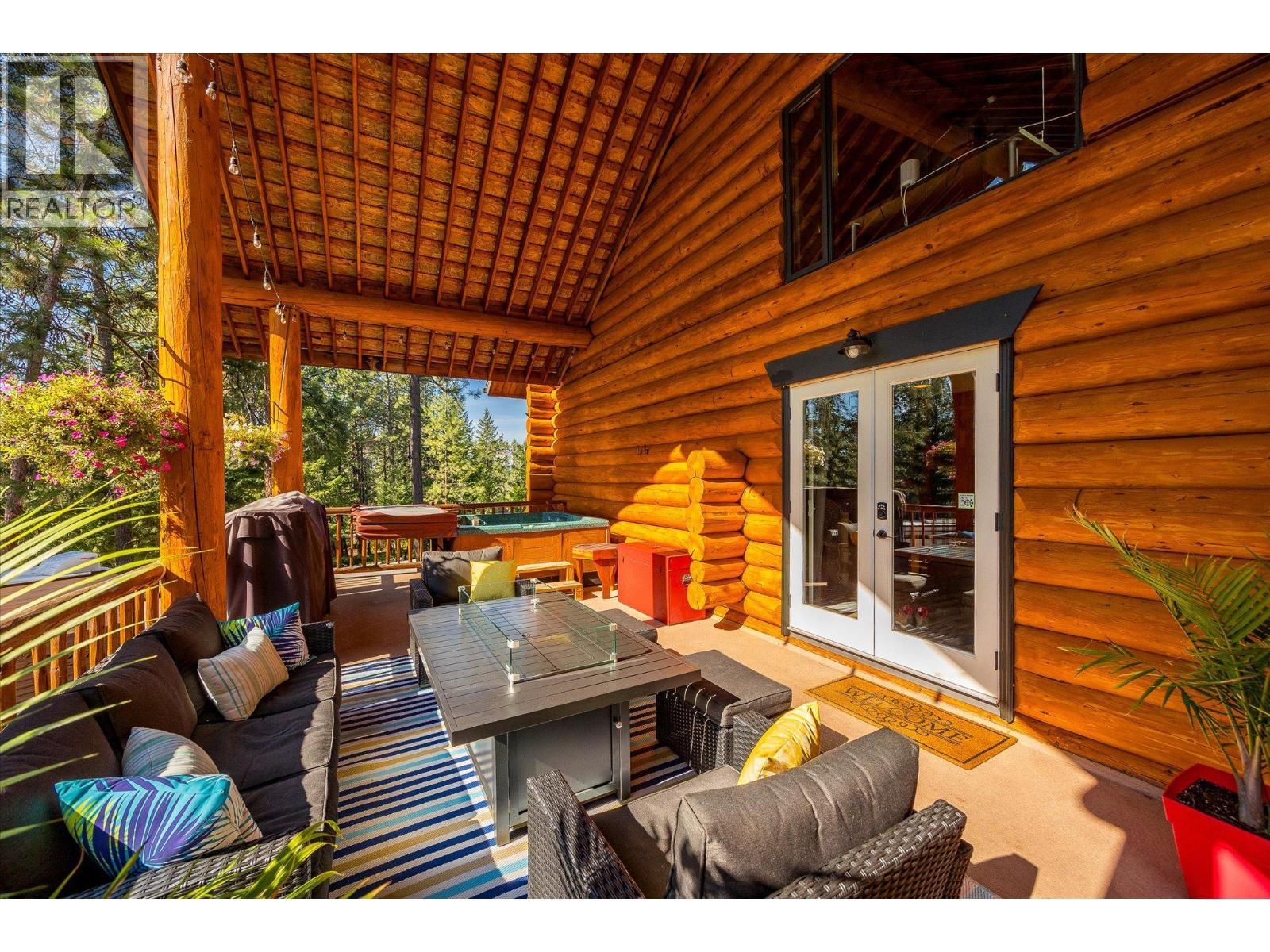 1725 Keloka Drive. West Kelowna, British Columbia