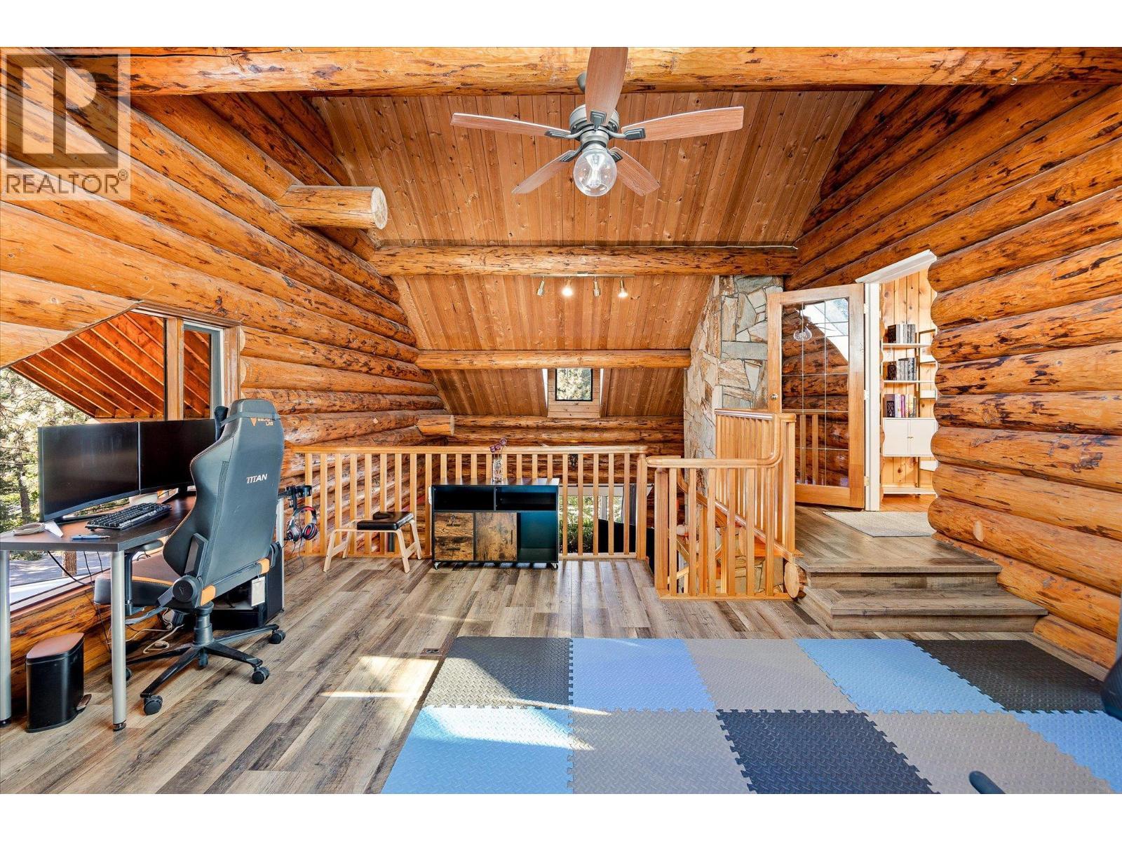 1725 Keloka Drive. West Kelowna, British Columbia