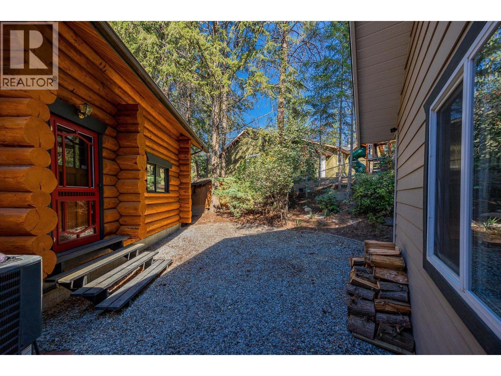 1725 Keloka Drive. West Kelowna, British Columbia