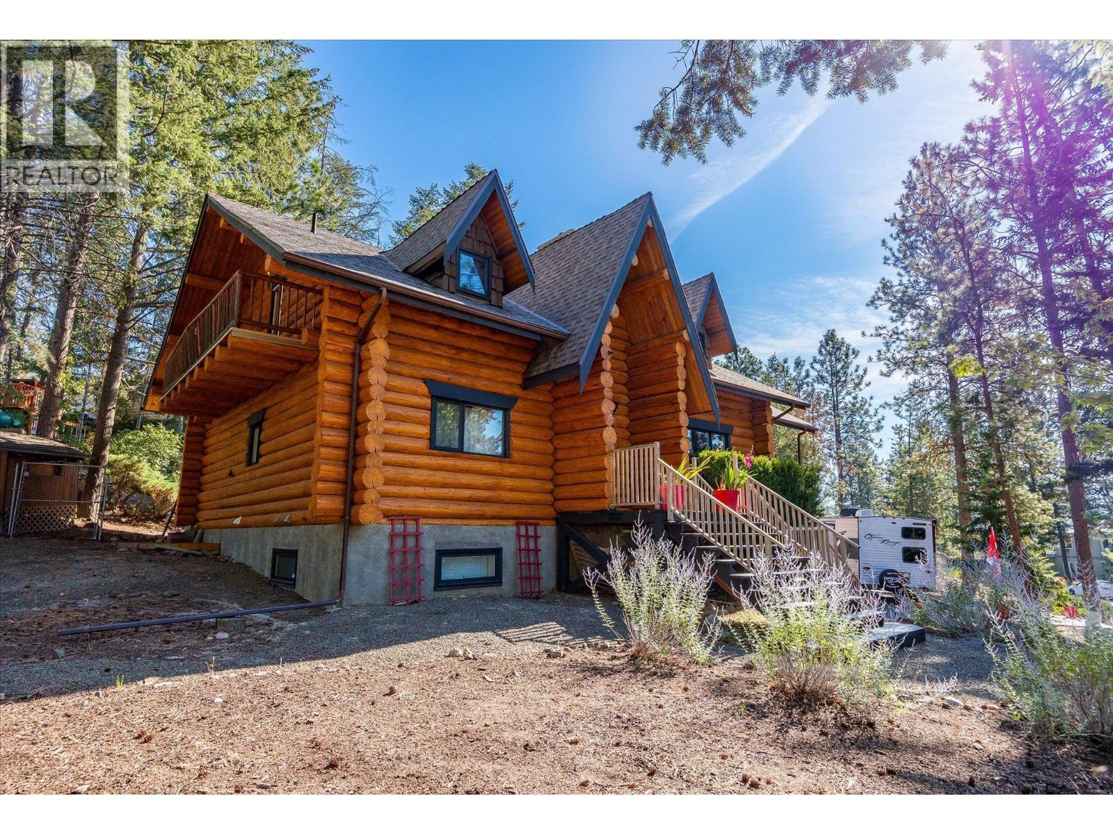 1725 Keloka Drive. West Kelowna, British Columbia