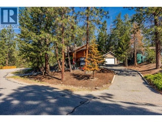 1725 Keloka Drive. West Kelowna, British Columbia