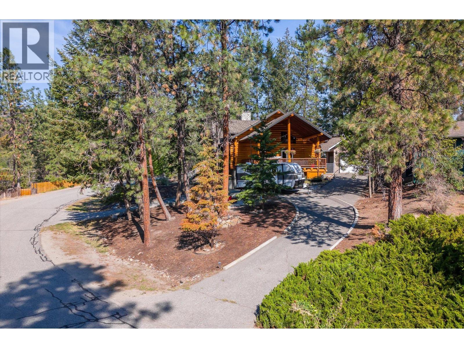 1725 Keloka Drive. West Kelowna, British Columbia