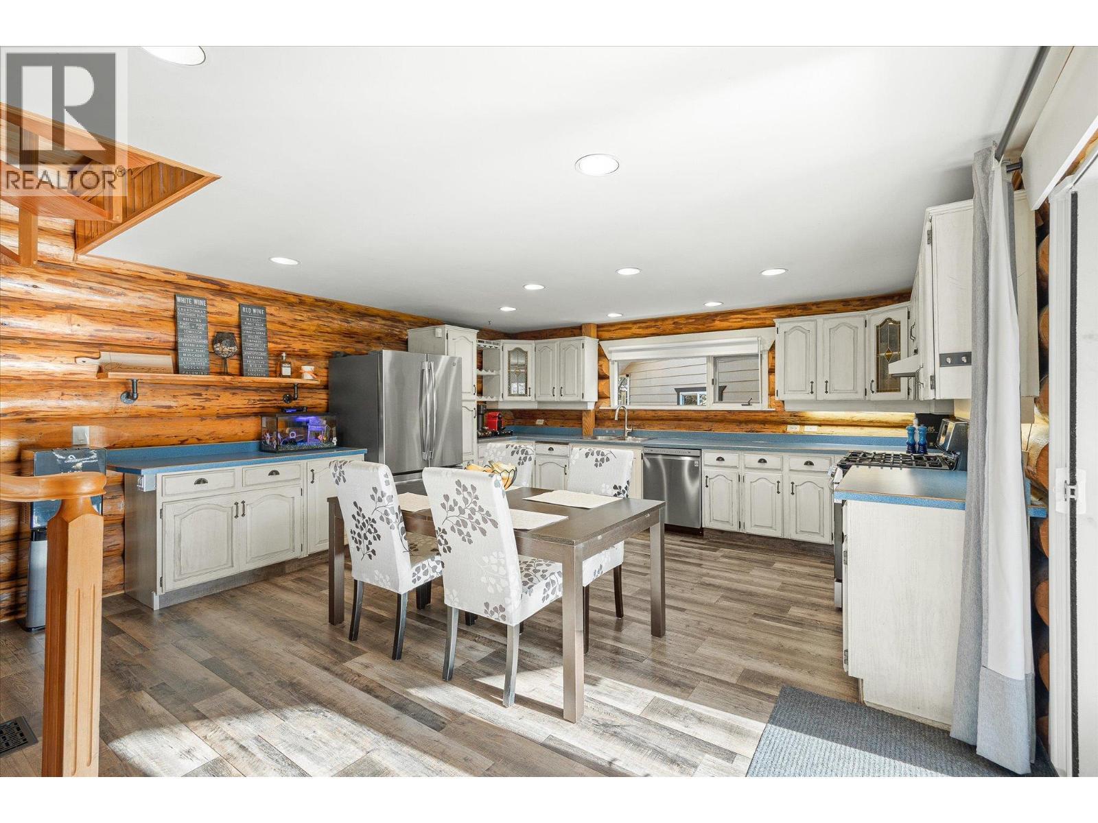 1725 Keloka Drive. West Kelowna, British Columbia