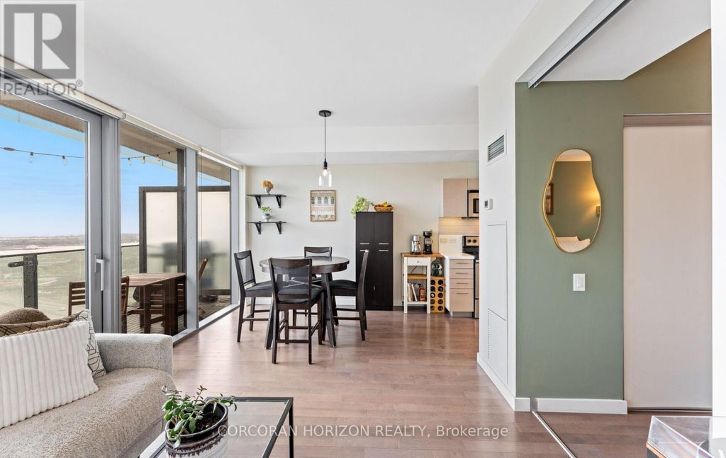 2105 - 70 Distillery Lane, Toronto (waterfront Communities)