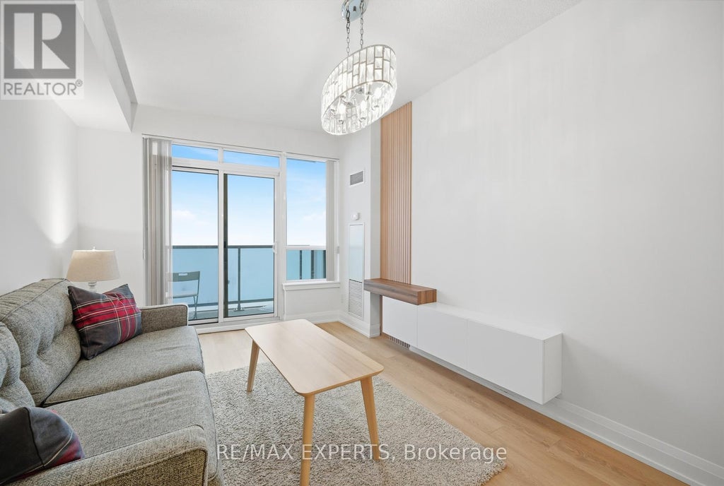 2433 - 7161 Yonge Street, Markham (grandview)