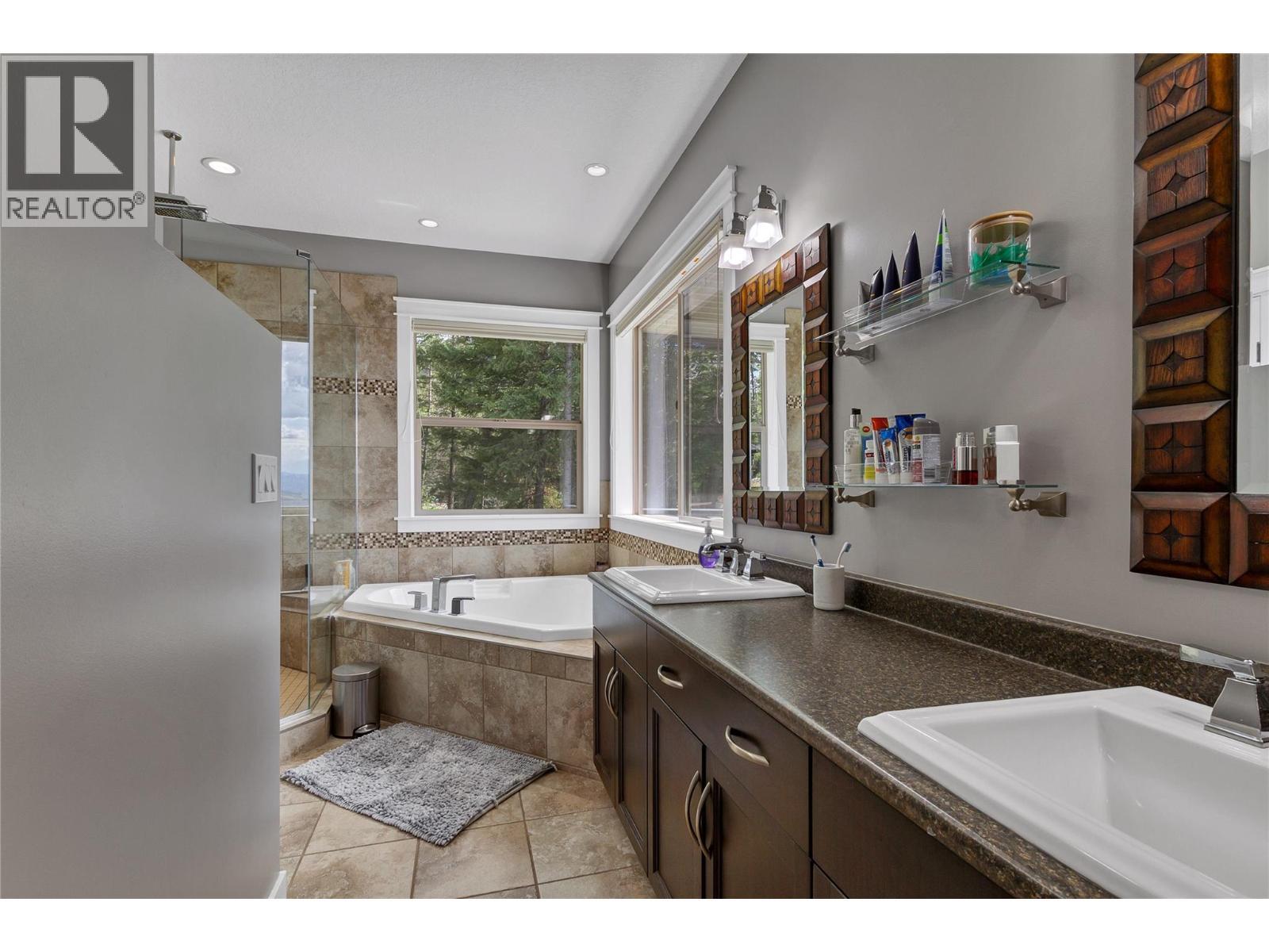 6032 Lynx Drive. Vernon, British Columbia