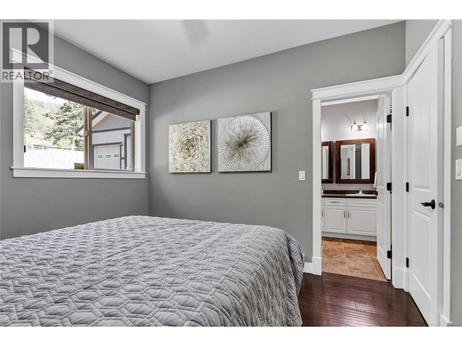 6032 Lynx Drive. Vernon, British Columbia