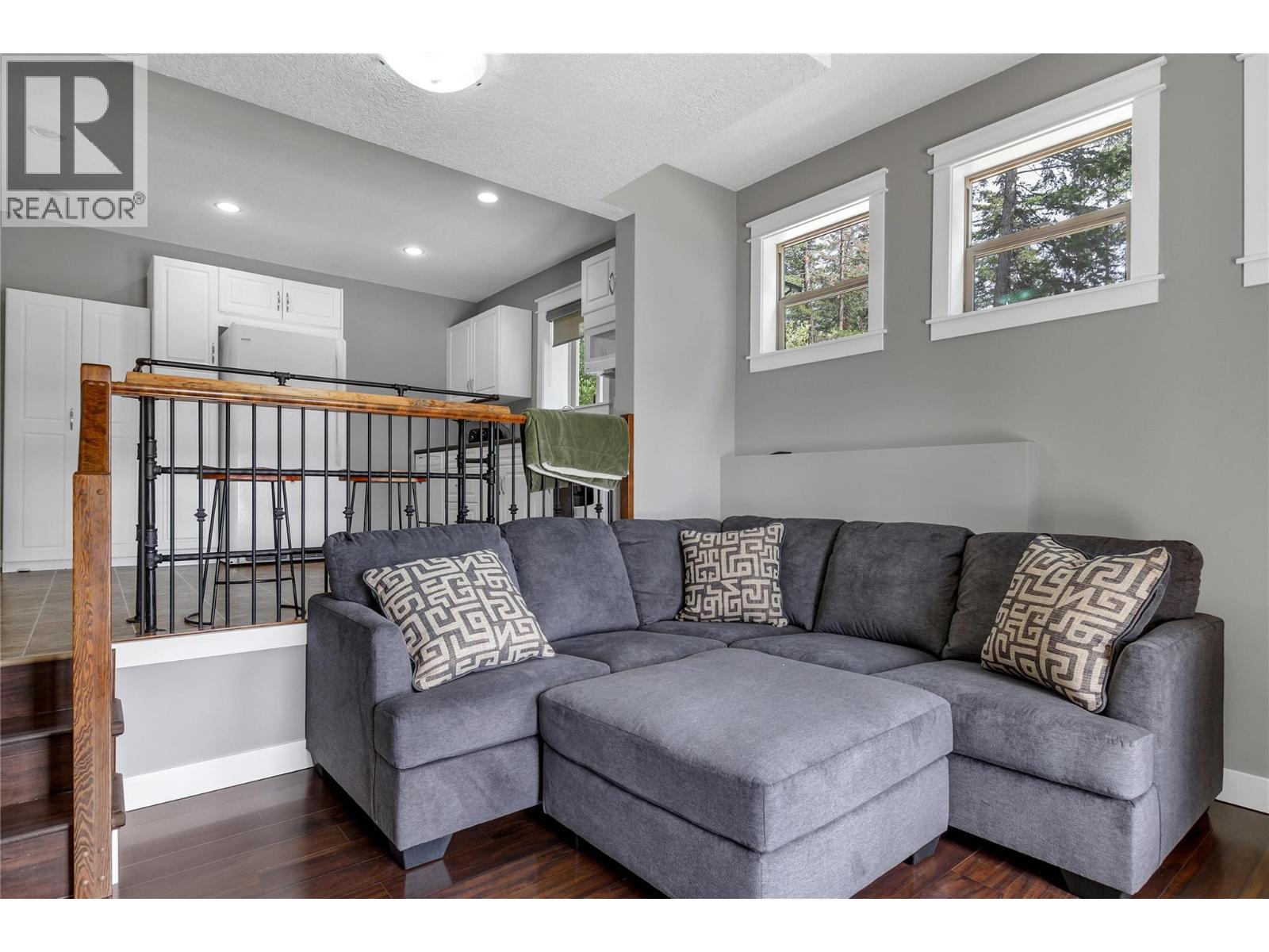 6032 Lynx Drive. Vernon, British Columbia