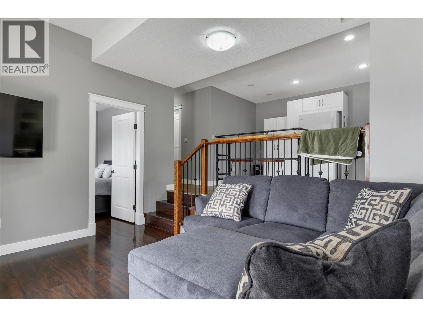 6032 Lynx Drive. Vernon, British Columbia