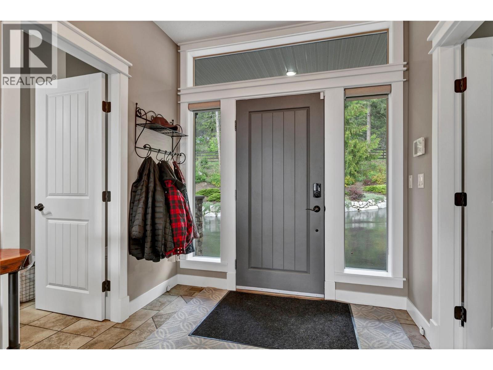 6032 Lynx Drive. Vernon, British Columbia