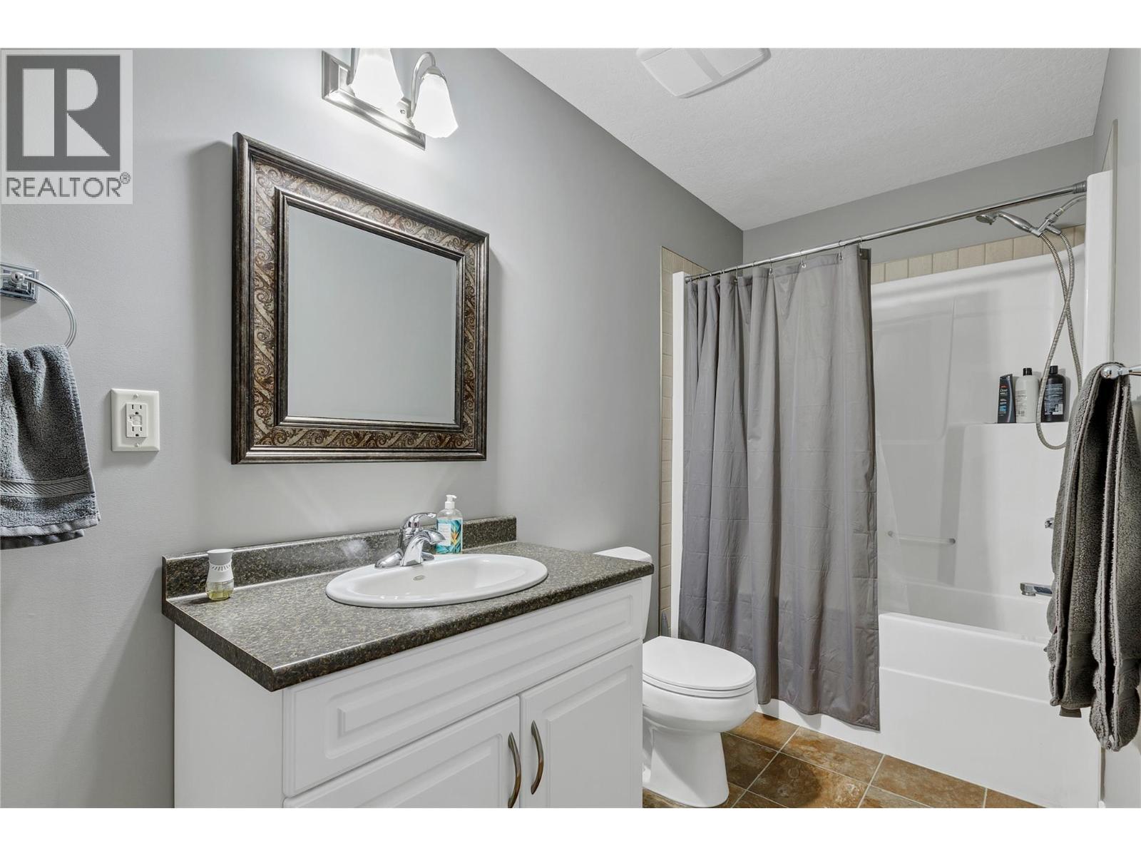 6032 Lynx Drive. Vernon, British Columbia