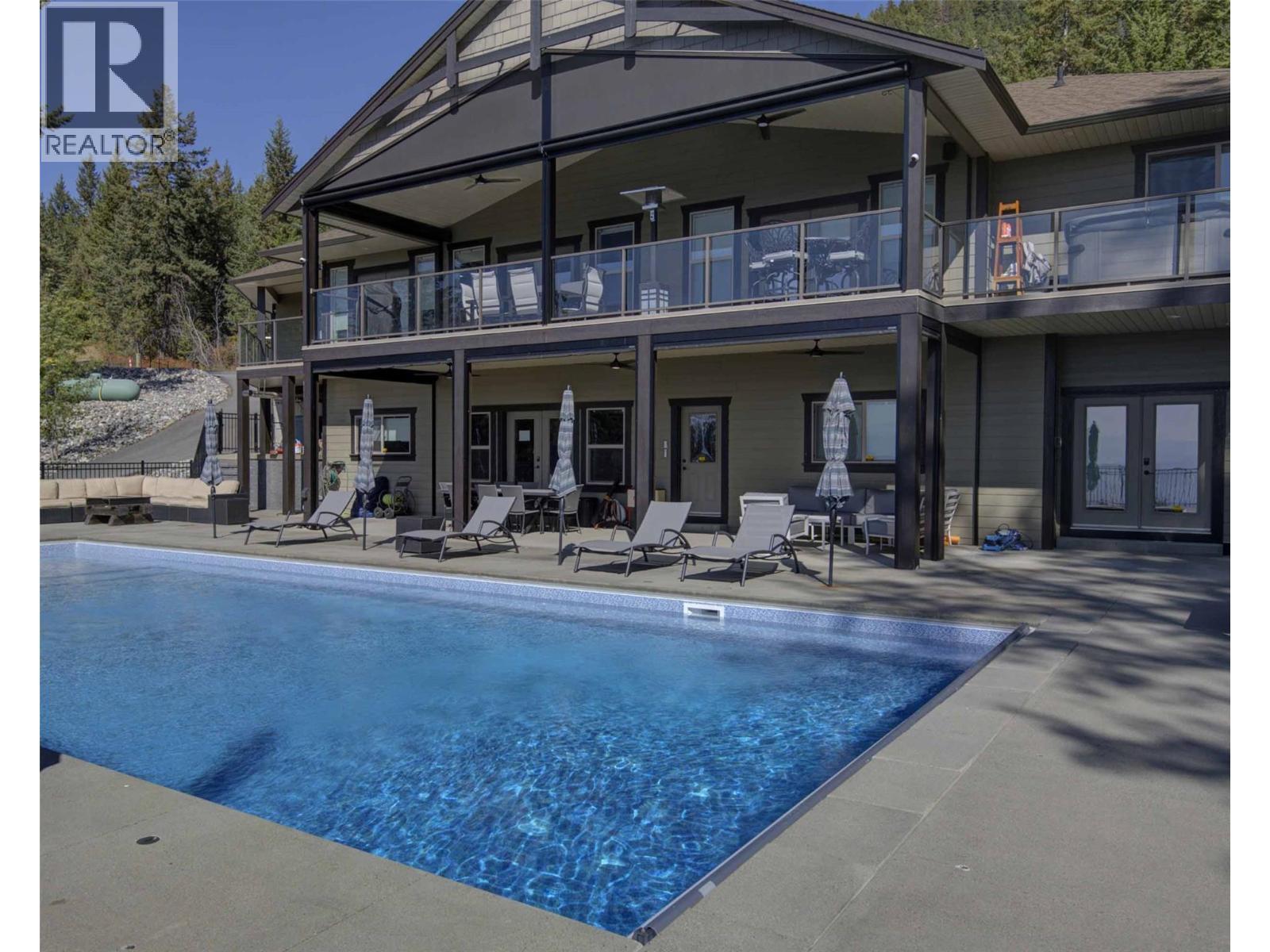 6032 Lynx Drive. Vernon, British Columbia