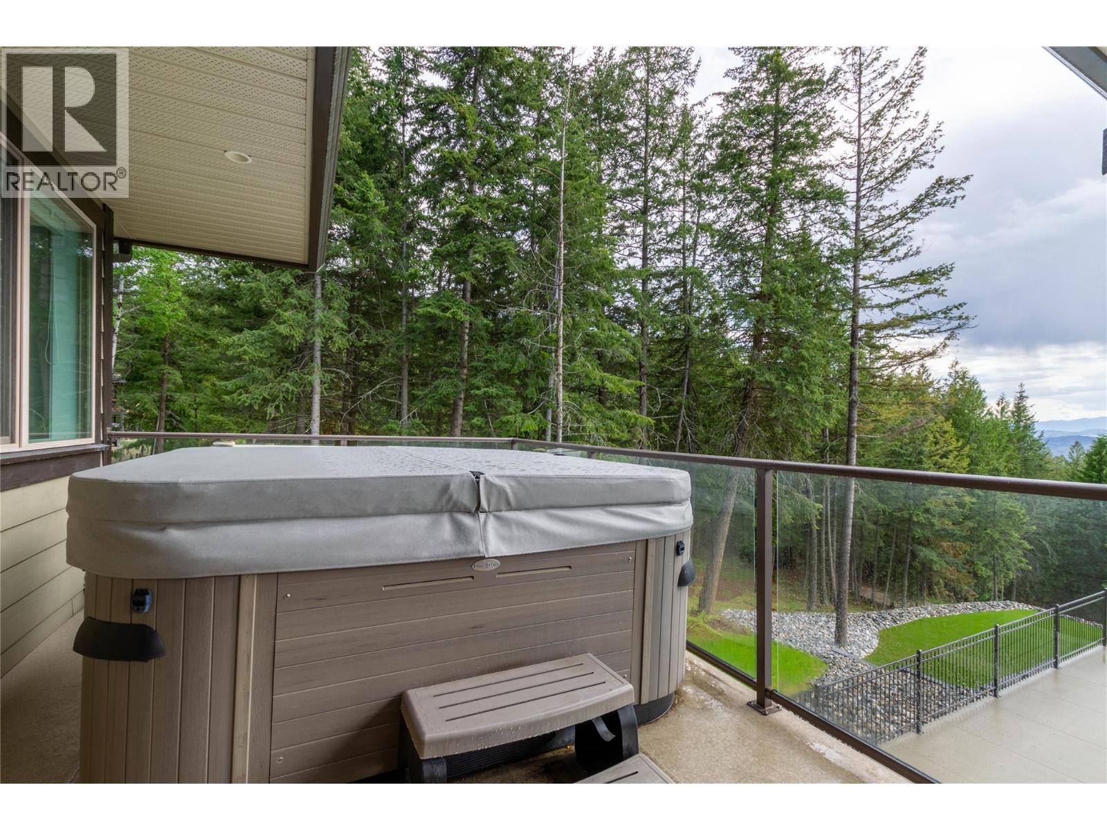 6032 Lynx Drive. Vernon, British Columbia