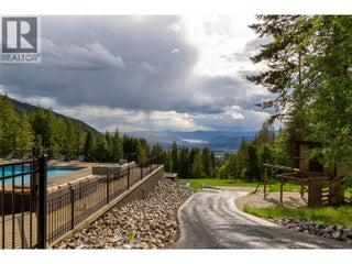 6032 Lynx Drive. Vernon, British Columbia