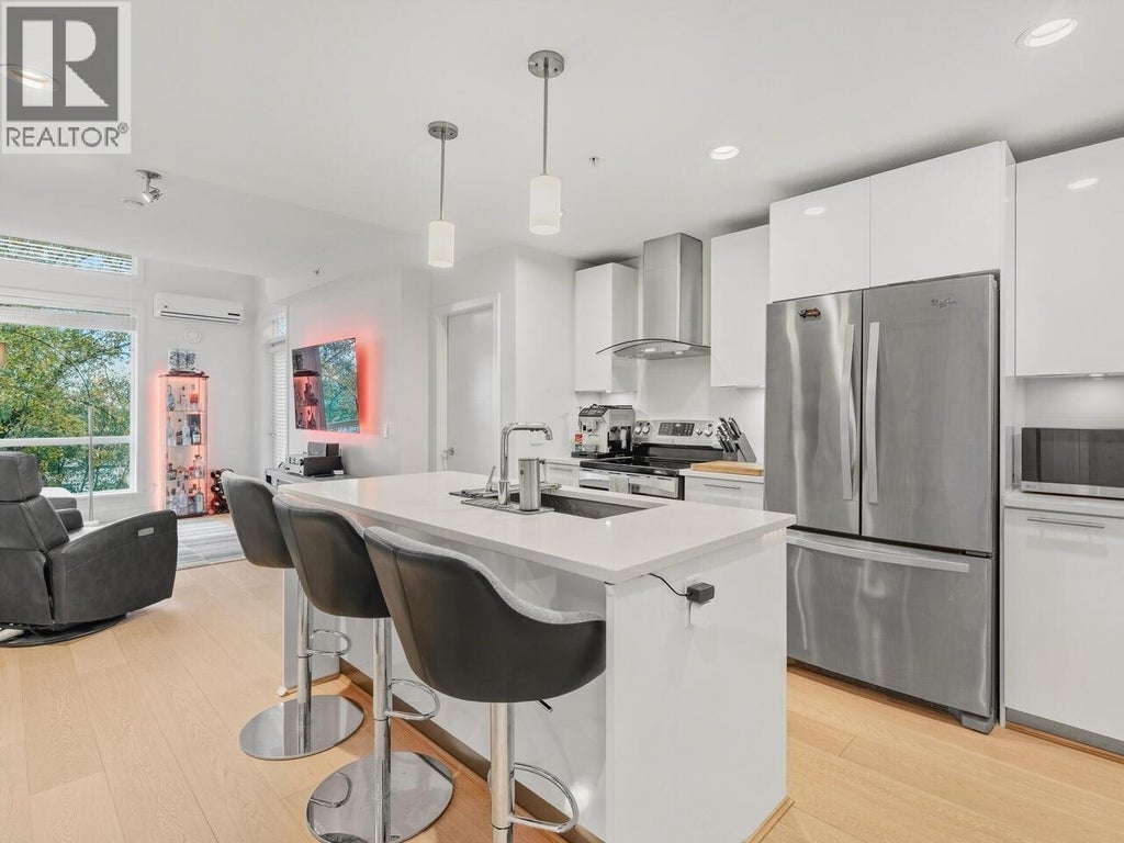 628 723 W 3rd Street, North Vancouver