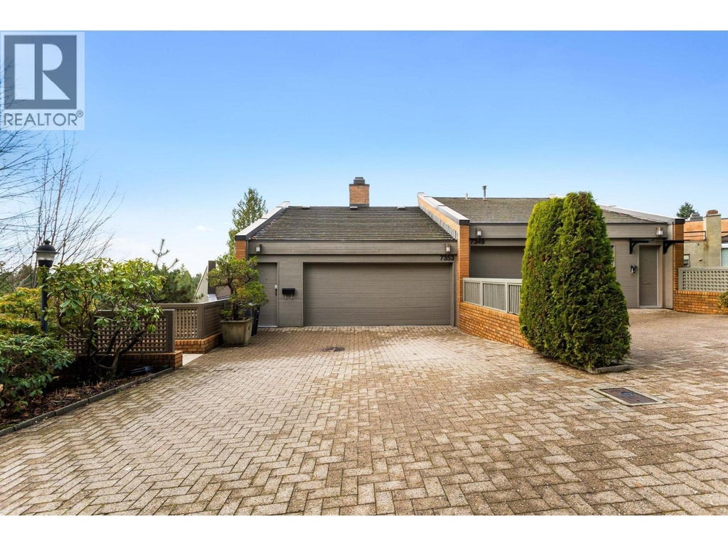 7353 Yew Street, Vancouver