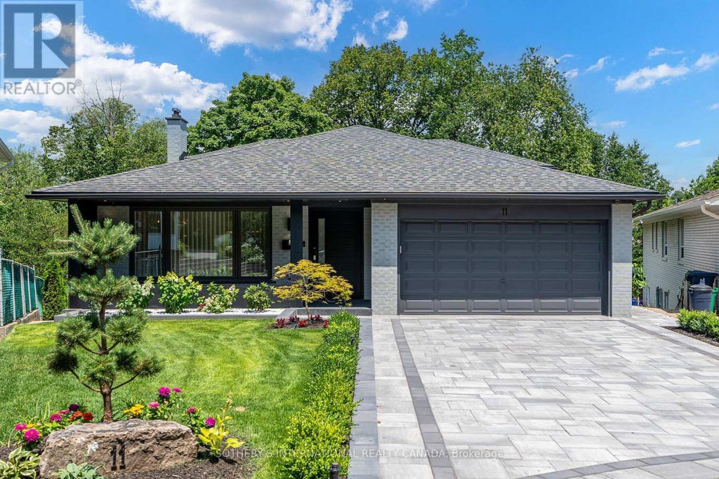 11 Sherin Court, Toronto (kingsview Village-The Westway)