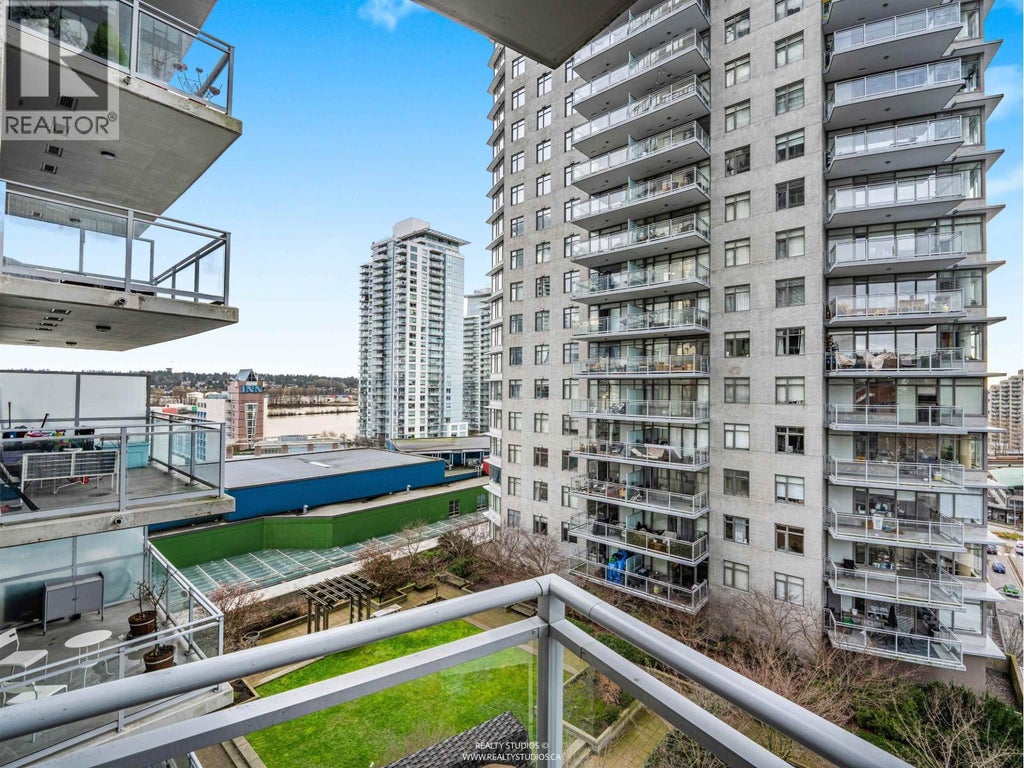 1608 888 Carnarvon Street Street, New Westminster