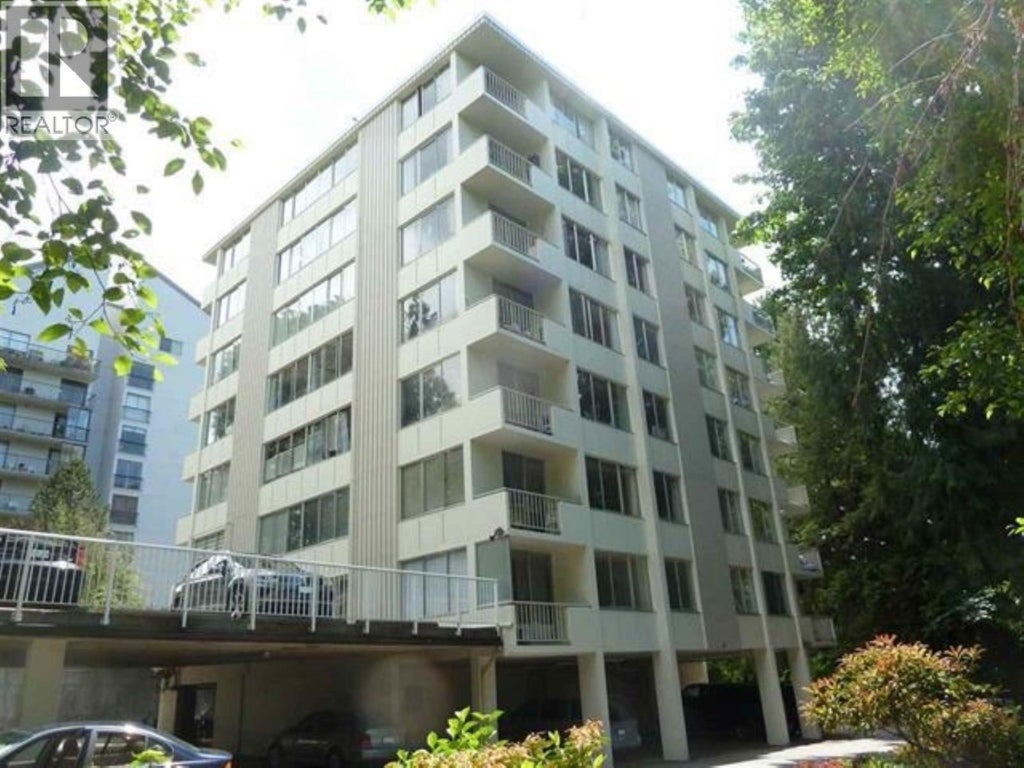 503 1785 Esquimalt Avenue, West Vancouver