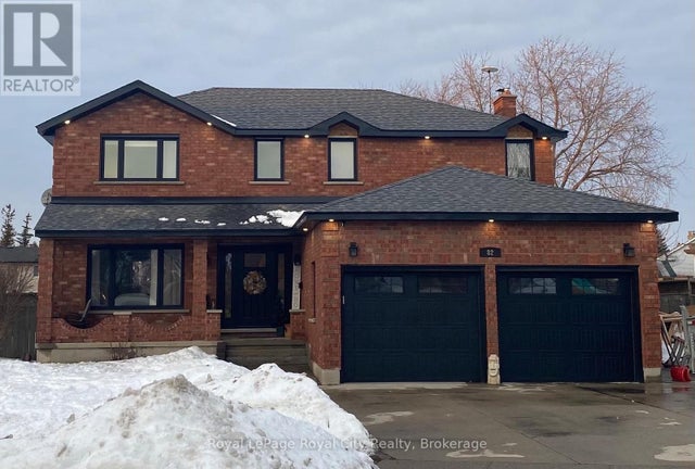 82 Gunn Avenue, Cambridge