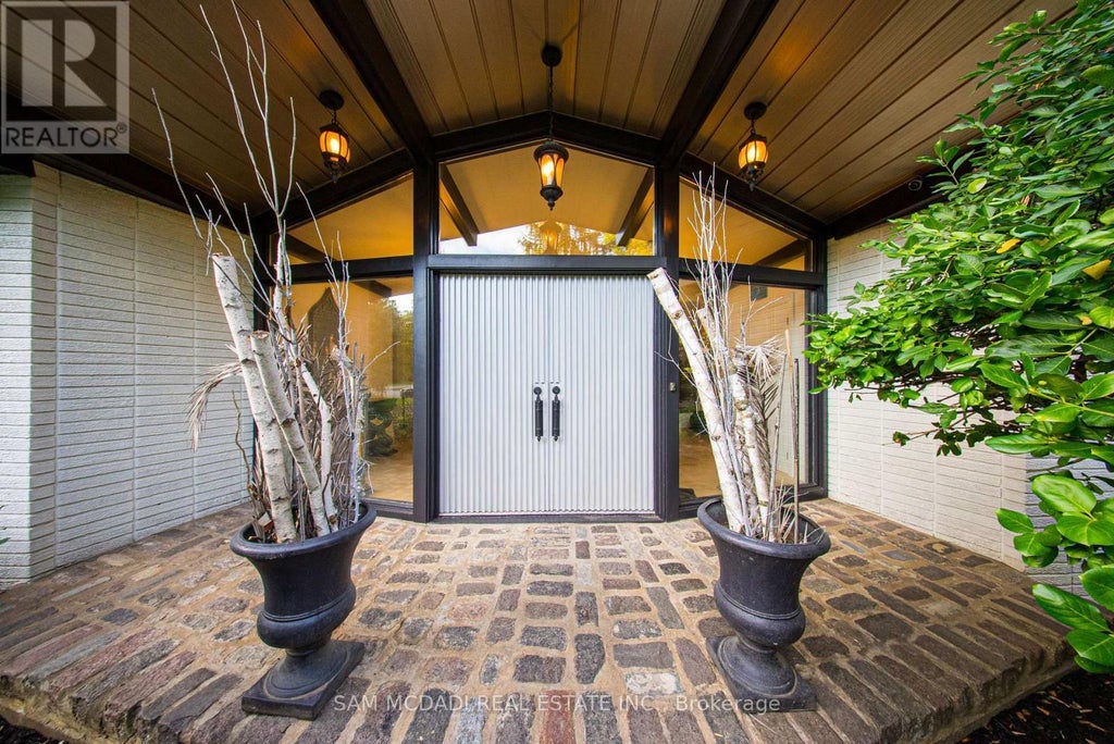 625 Sir Richard's Road, Mississauga (erindale)