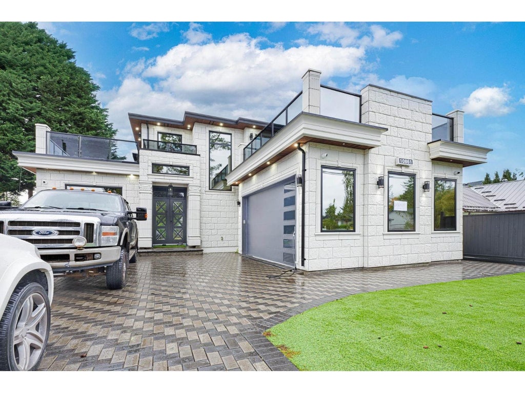 10861 142a Street, Surrey