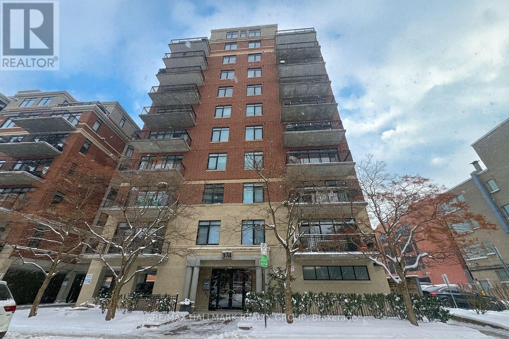 401 - 374 Cooper Street, Ottawa