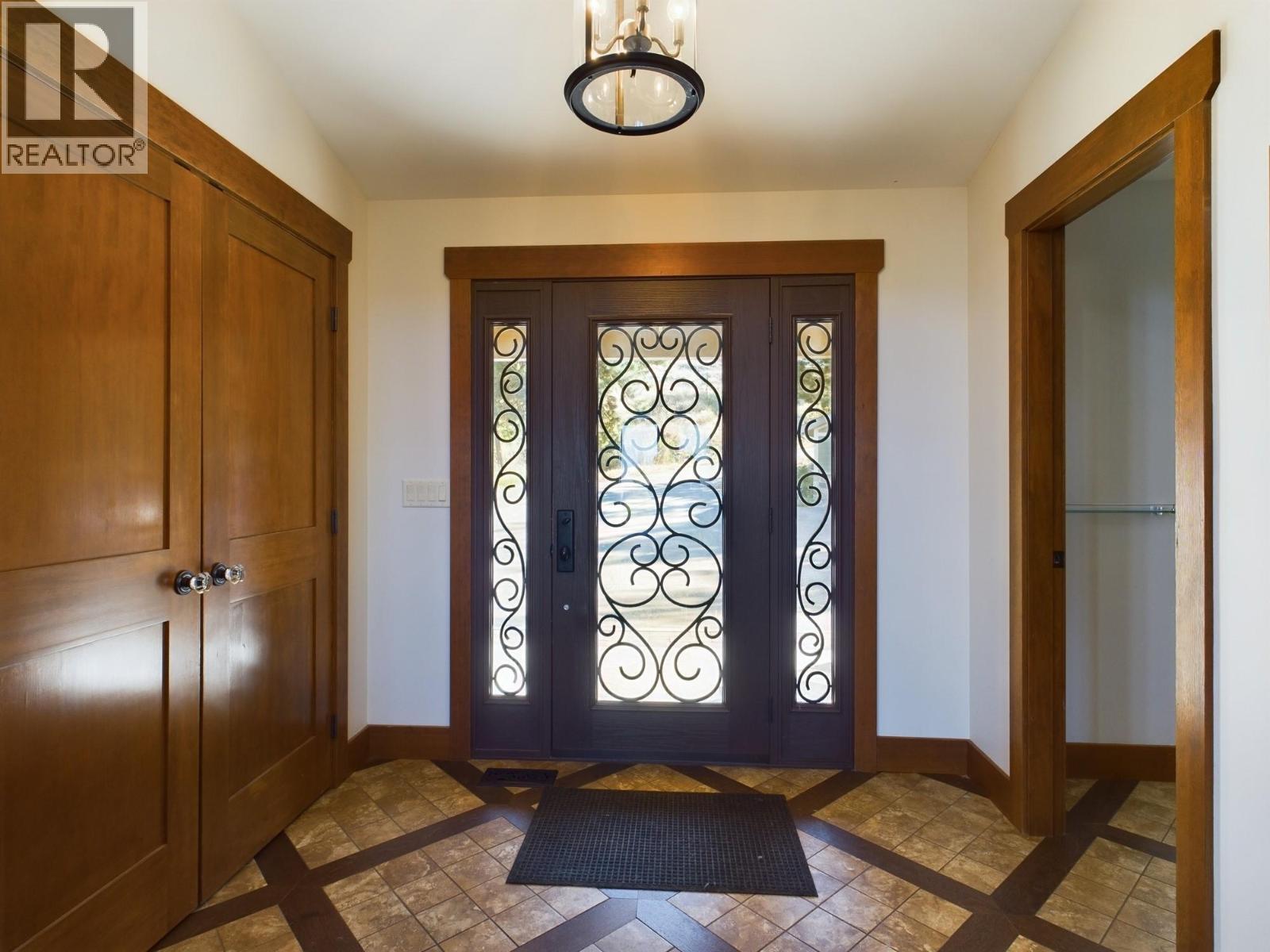 1051 Bullmoose Trail. Osoyoos, British Columbia