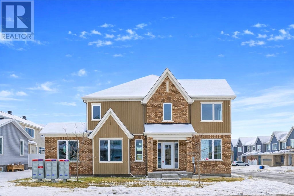 550 Sturnidae Street, Ottawa