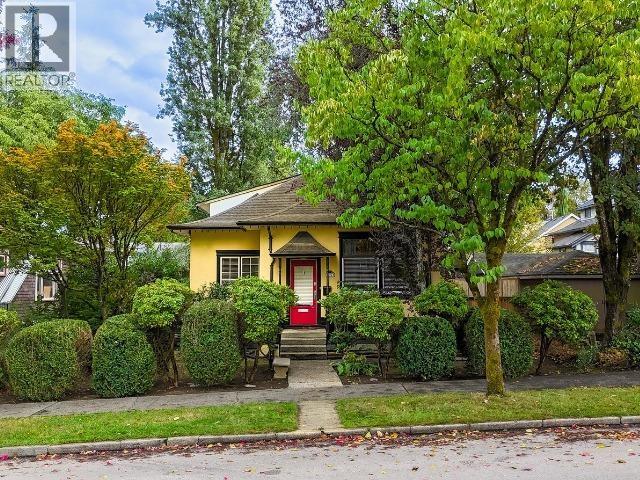 124 Sixth Avenue, New Westminster