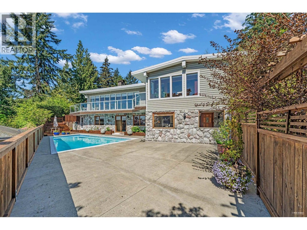 4323 Valencia Avenue, North Vancouver
