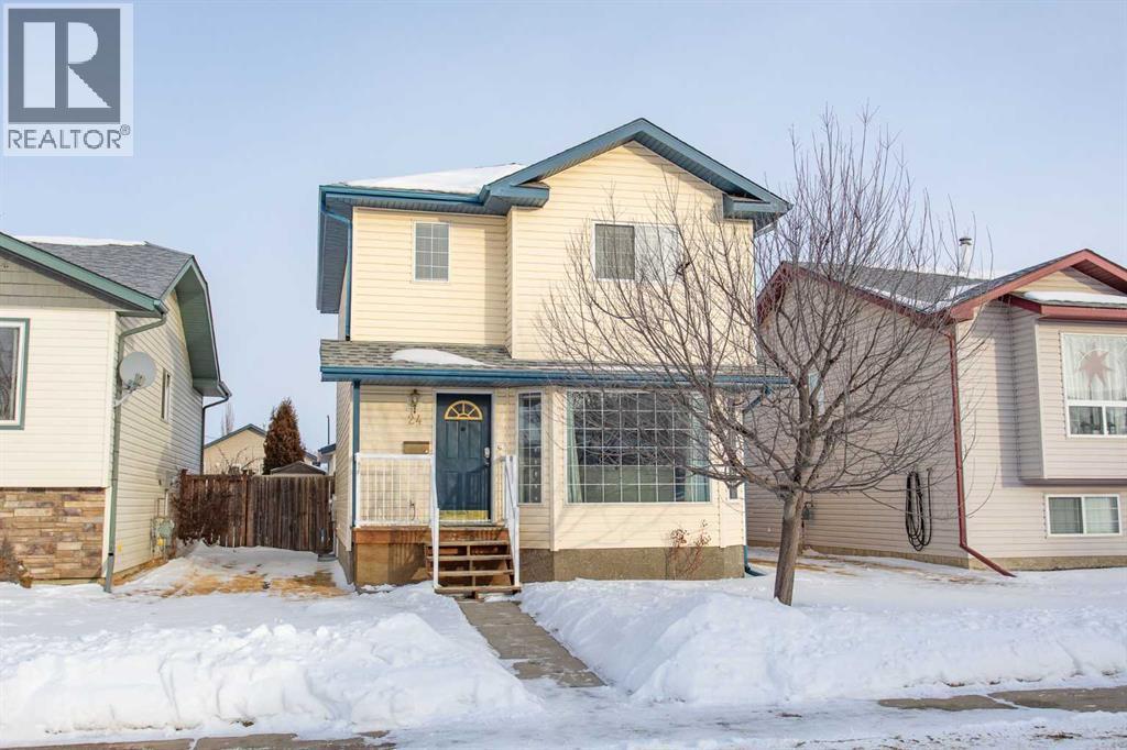 24 Dynes Street, Red Deer