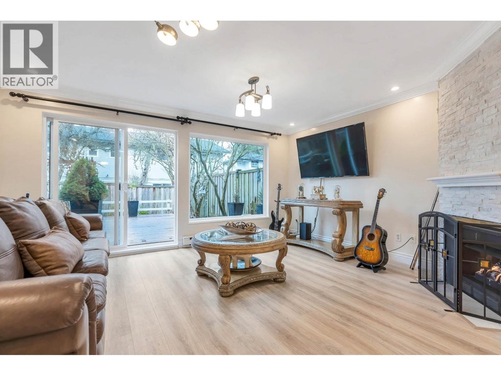 105 4889 53 Street, Delta