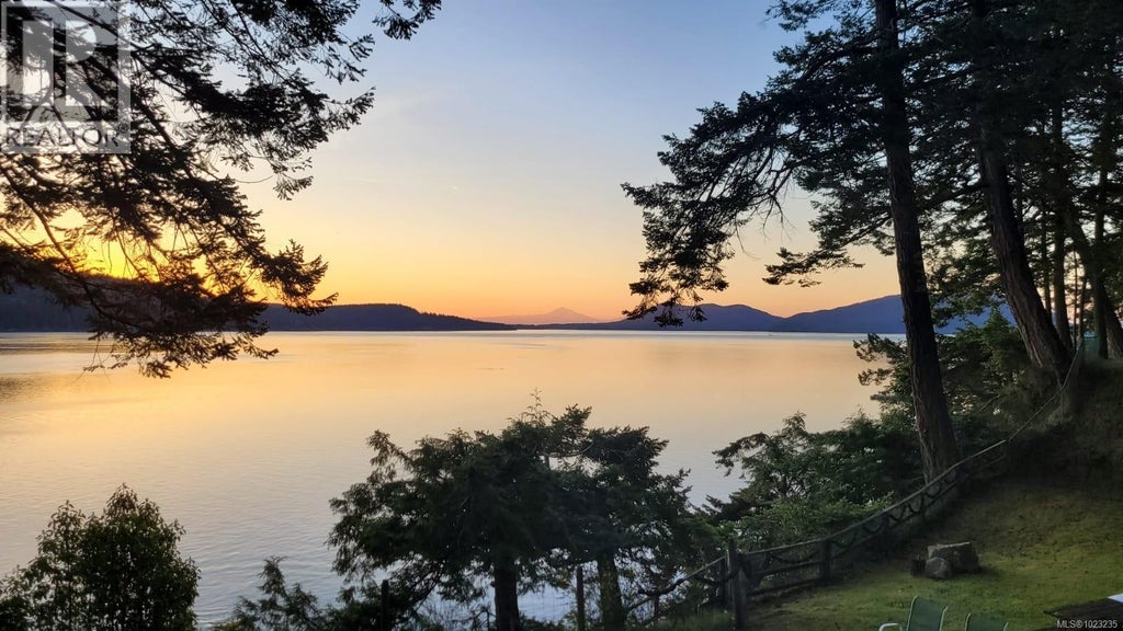 4218 Armadale Road, Pender Island