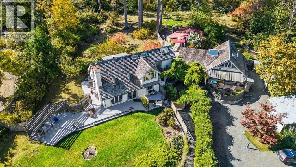 1901 East Road, Other Islands