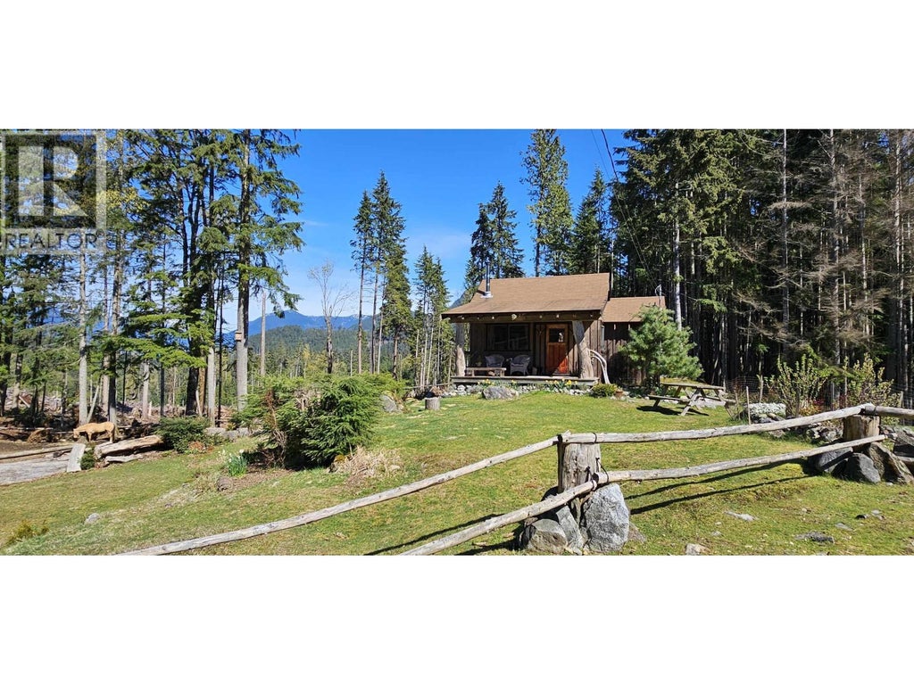 2236 Mountain Road, Gambier Island