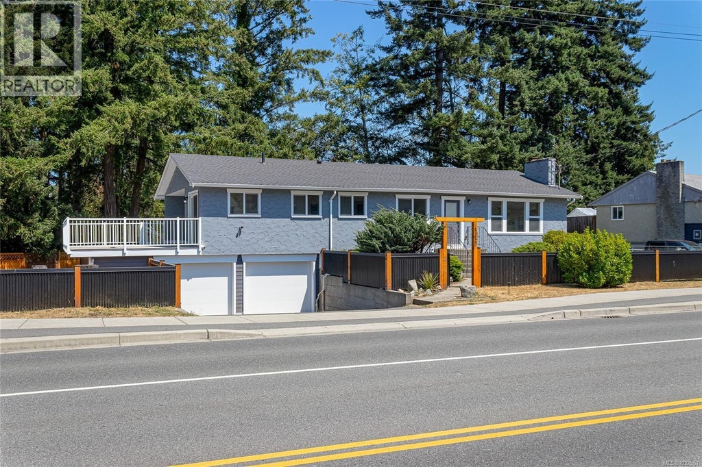 5350 Metral Drive, Nanaimo