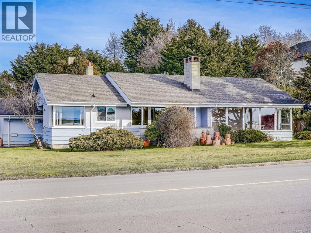 406 Beach Drive, Oak Bay