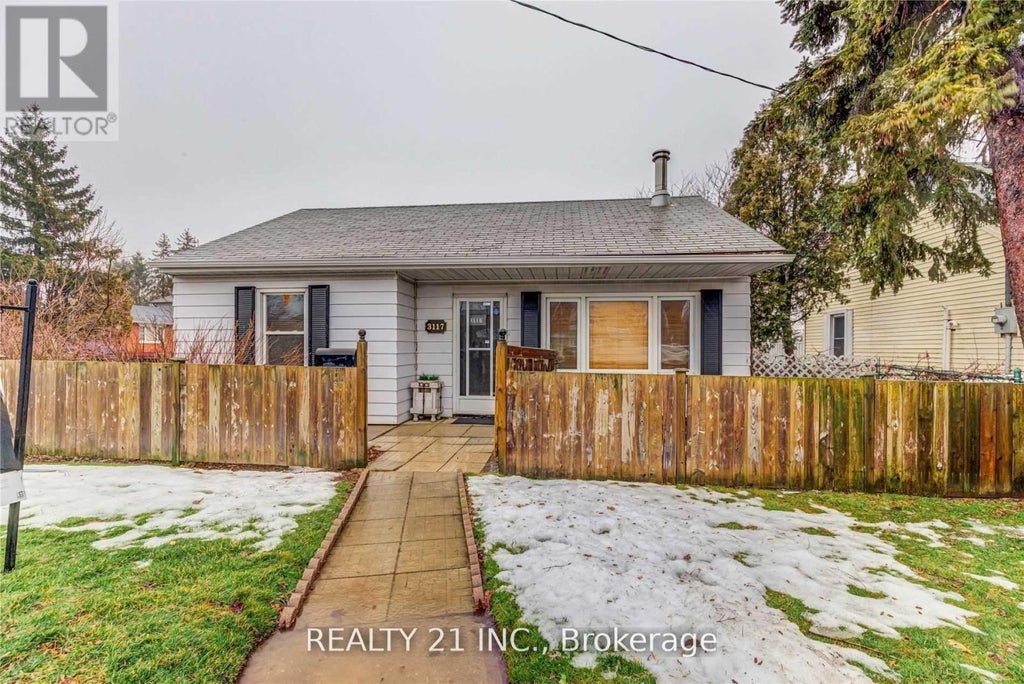 3117 Street Clair Avenue E, Toronto (clairlea-Birchmount)