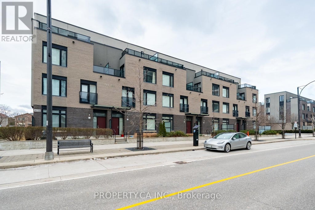 11 - 4030 Parkside Village Drive, Mississauga (city Centre)