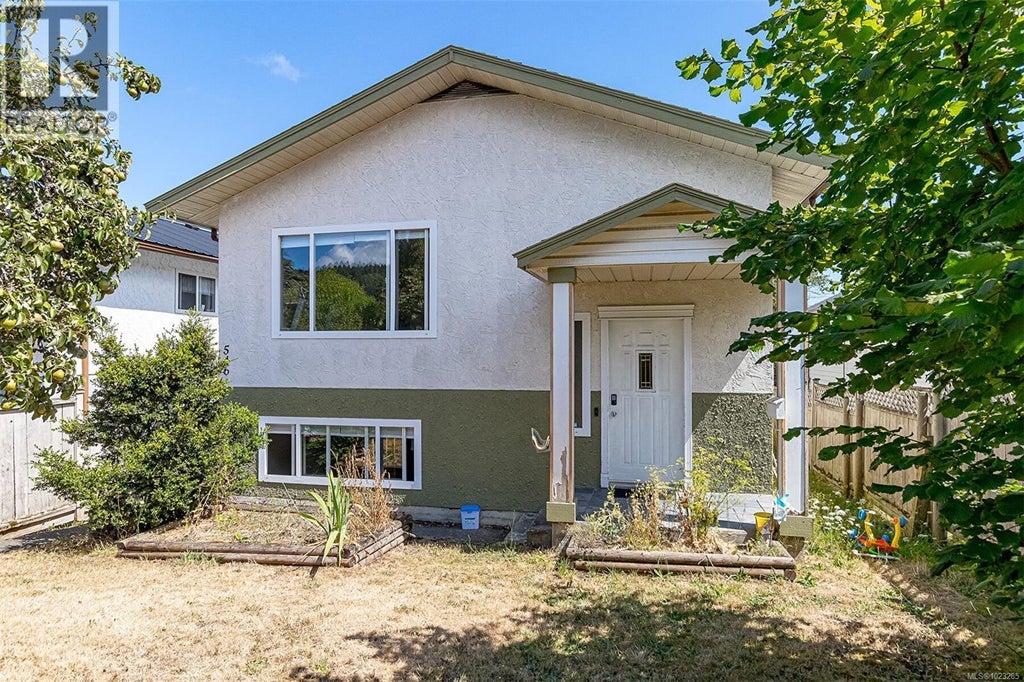 546 Wakesiah Avenue, Nanaimo