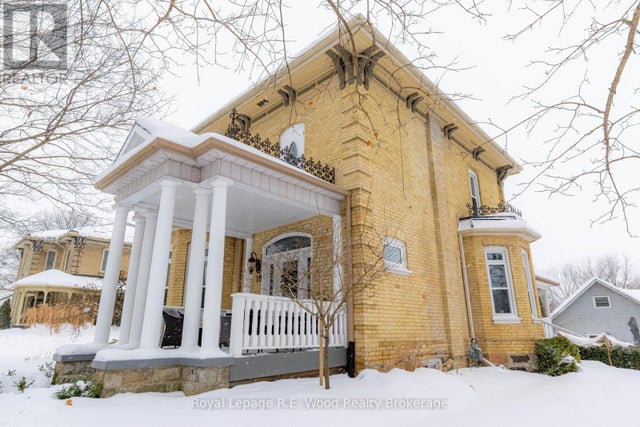 18 Main Street E, Norwich (norwich Town)