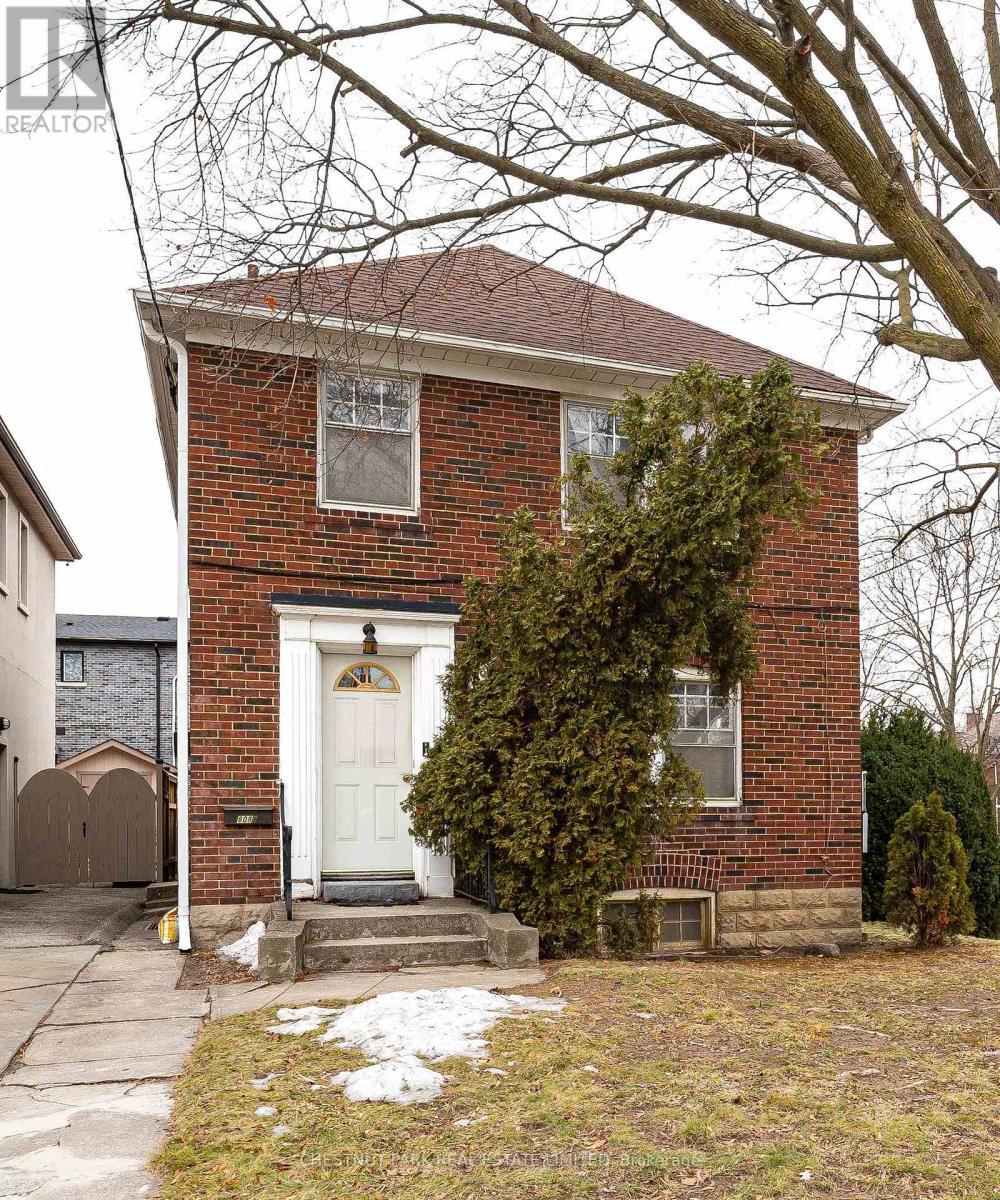 808 Millwood Road, Toronto (leaside)