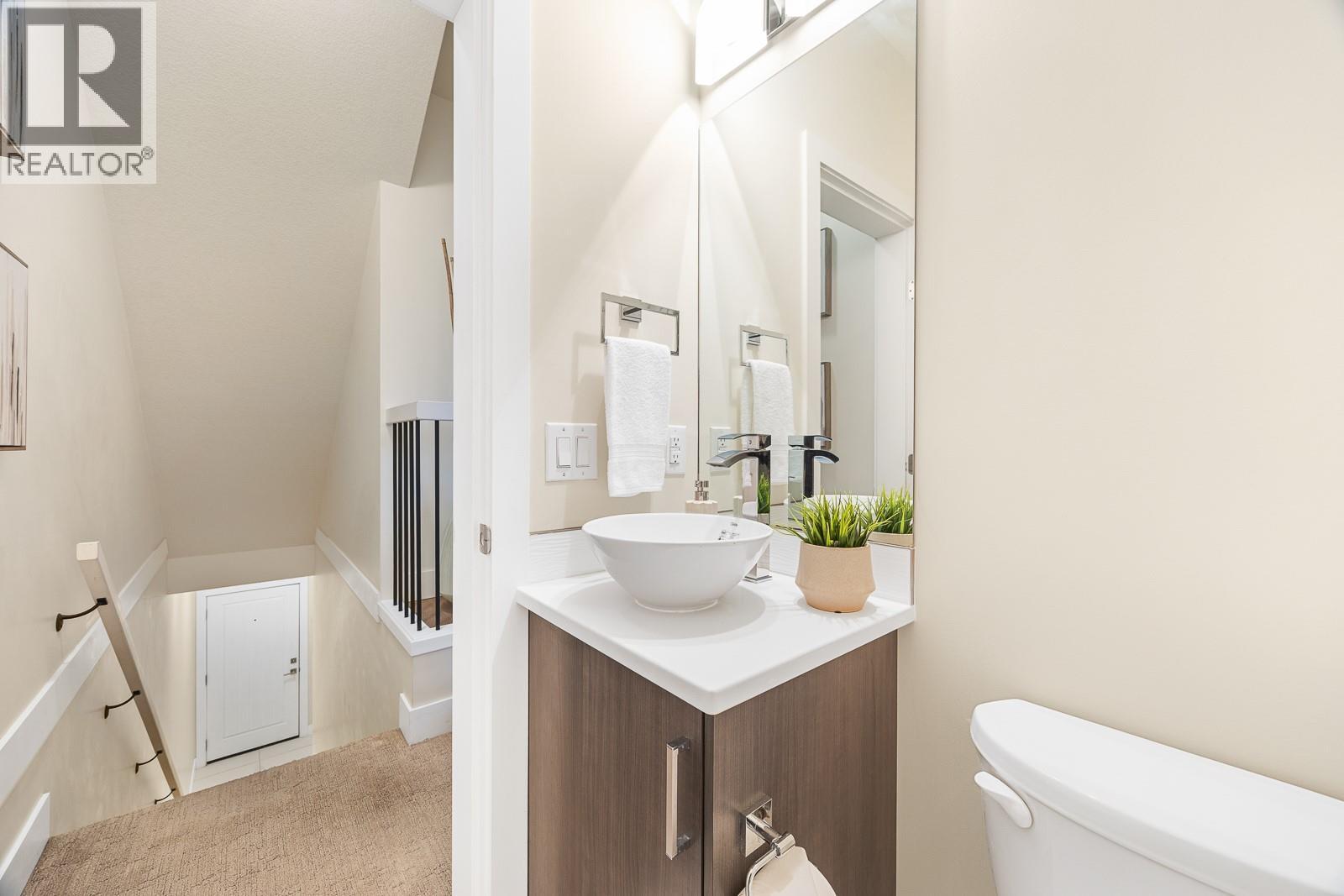 300 Drysdale Boulevard Unit# 3. Kelowna, British Columbia